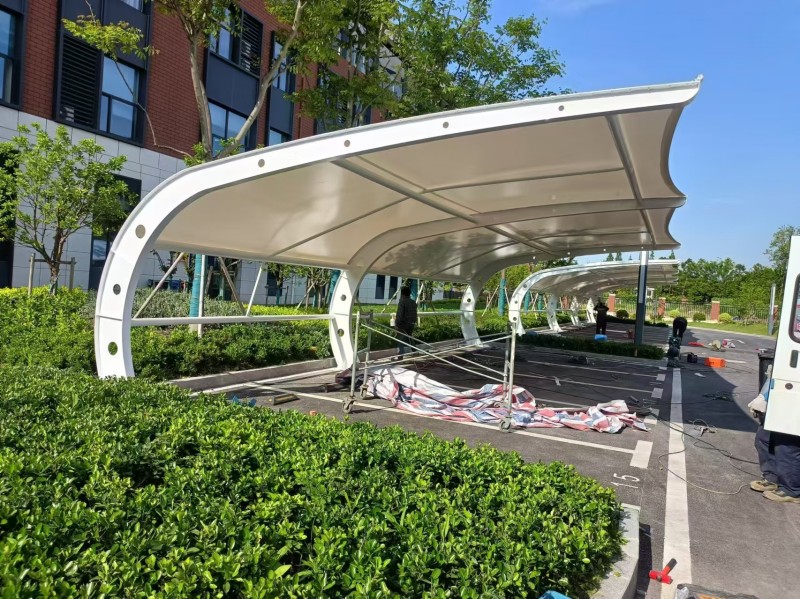 如何选择永康市雨棚公司？北雨膜结构等公司推荐
